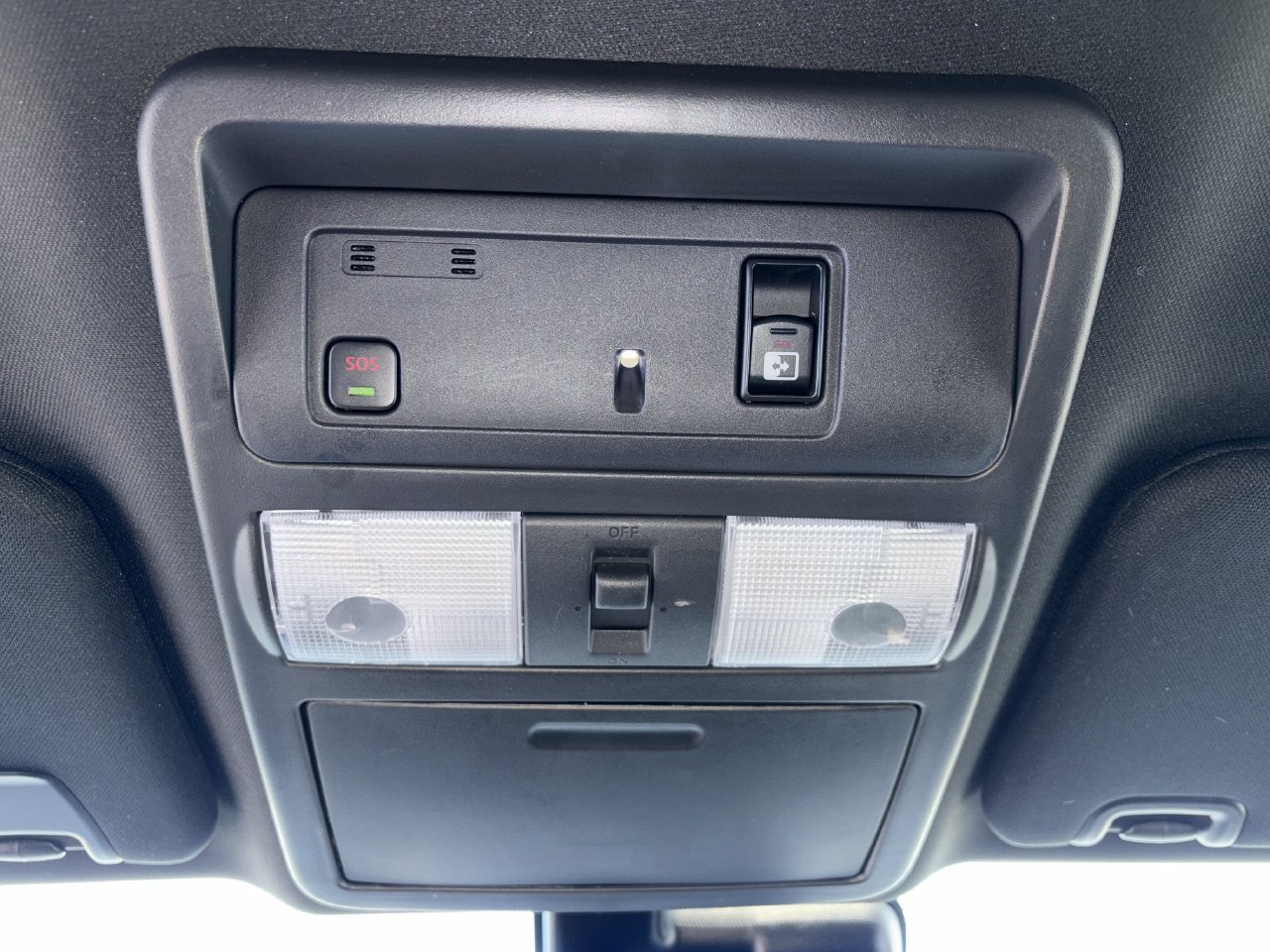Certified 2024 Nissan Titan SV w/ SV Bronze Edition Package RWD image 24