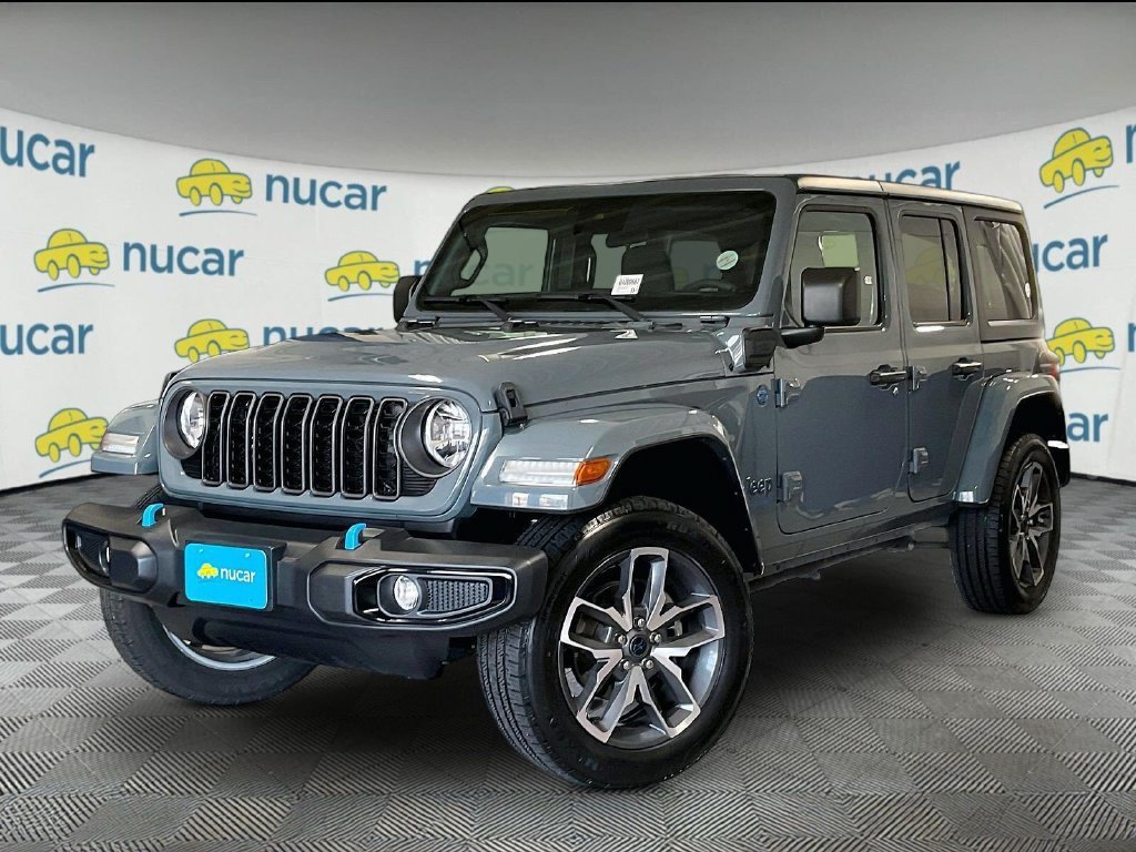 Used 2024 Jeep Wrangler Unlimited w/ Convenience Group AWD/4WD image 3