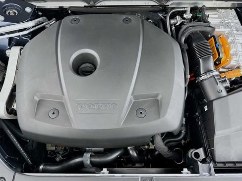 New 2026 Volvo XC90 T8 Plus image 30