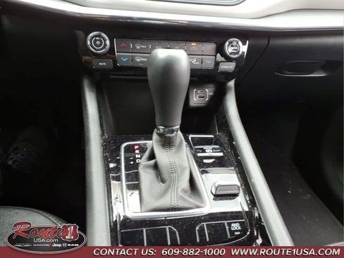 Used 2023 Jeep Compass Limited AWD/4WD image 35