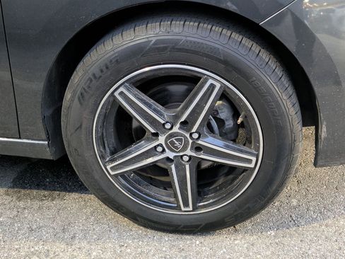 Used 2021 Chevrolet Spark LT image 4