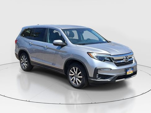 Used 2019 Honda Pilot EX image 3
