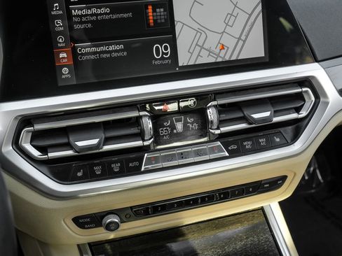 Used 2020 BMW 330i Sedan w/ Convenience Package image 36