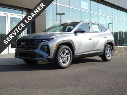 New 2025 Hyundai Tucson SE