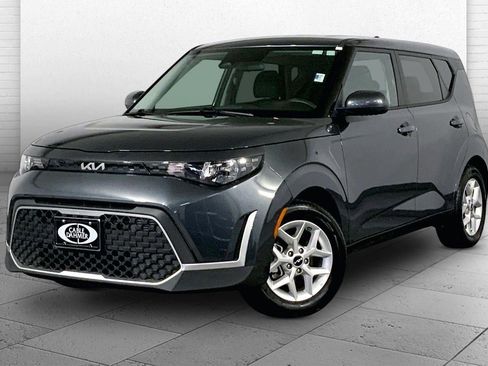 Certified 2025 Kia Soul LX w/ LX Technology Package image 12