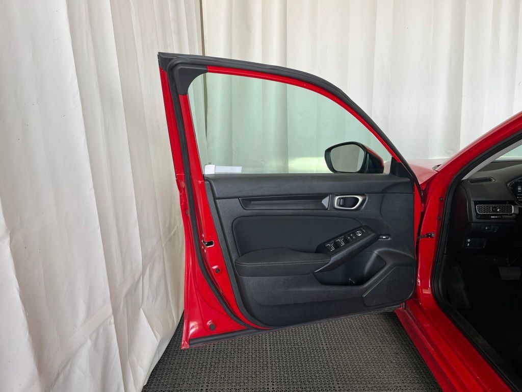 Used 2023 Honda Civic LX image 18