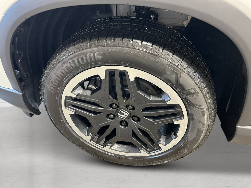 New 2026 Honda Pilot Touring image 13