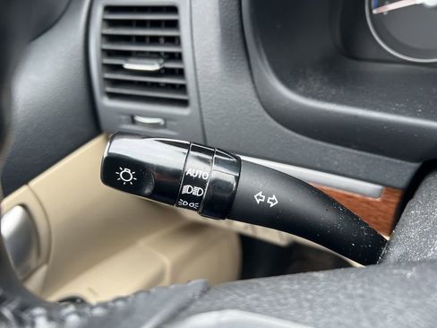 Used 2009 Hyundai Santa Fe SE image 11