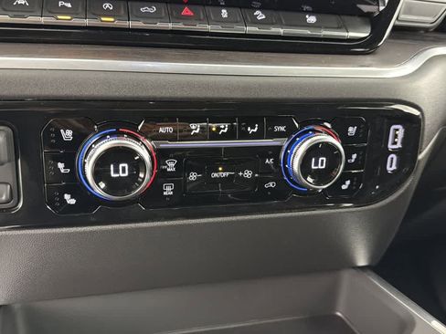 New 2026 GMC Sierra 1500 SLT w/ SLT Premium Plus Package AWD/4WD image 30