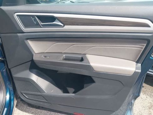 Used 2022 Volkswagen Atlas SE FWD image 24