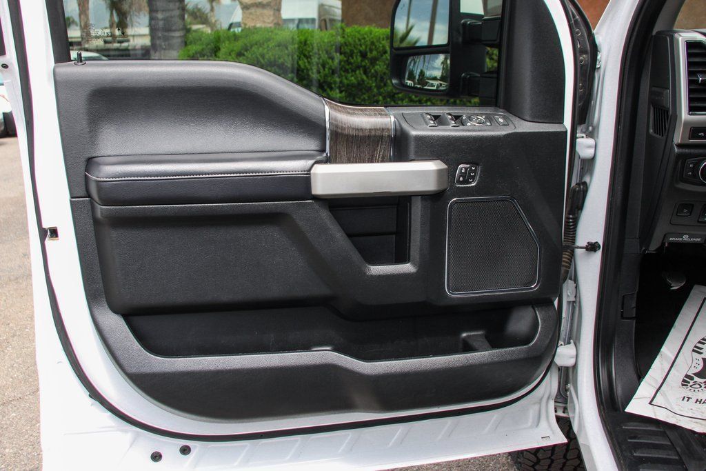 Used 2021 Ford F350 Lariat w/ Lariat Ultimate Package AWD/4WD image 18