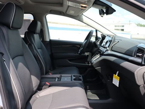 Used 2026 Honda Odyssey Elite image 22