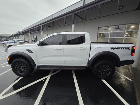 Used 2025 Ford Ranger Raptor image 9