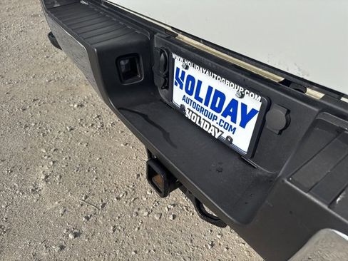 Used 2024 Ford F250 XLT w/ FX4 Off-Road Package image 12