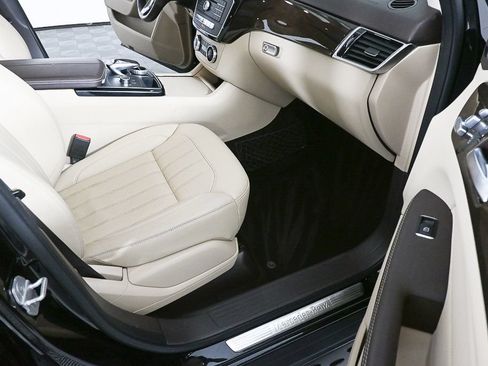 Certified 2017 Mercedes-Benz GLE 350 image 22