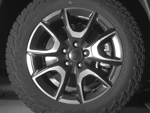 Used 2025 Jeep Compass Trailhawk image 13