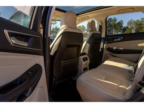Used 2019 Ford Edge Titanium w/ Equipment Group 301A image 13