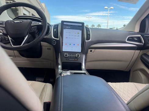 Used 2024 Ford Edge Titanium w/ Equipment Group 301A image 20