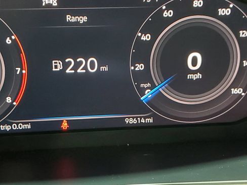 Used 2020 Volkswagen Tiguan SEL FWD image 30