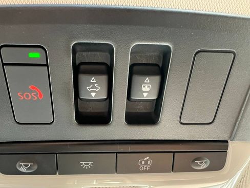 Certified 2024 Nissan Pathfinder Platinum w/ Lighting Package (N93) AWD/4WD image 36