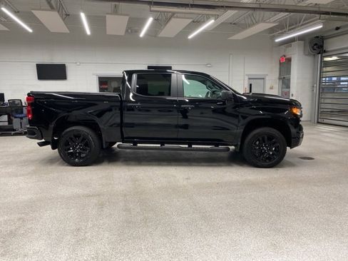 Certified 2025 Chevrolet Silverado 1500 Custom Trail Boss w/ Turbomax Blackout Package image 5