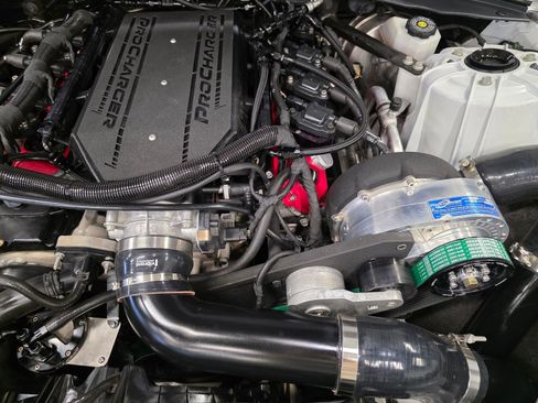 Used 2021 Chevrolet Camaro ZL1 RWD image 46
