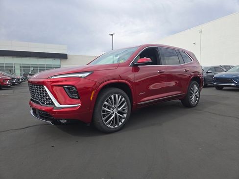 New 2026 Buick Enclave Avenir w/ Super Cruise Package image 2