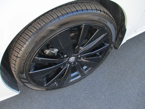 Used 2022 Nissan Altima 2.5 SR w/ Midnight Edition Package image 11