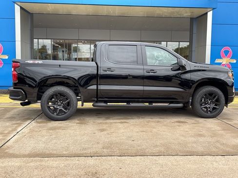 New 2026 Chevrolet Silverado 1500 Custom w/ Rally Edition image 2