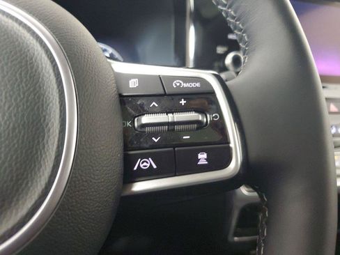 Used 2023 Kia Sorento SX AWD/4WD image 28