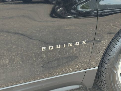 Used 2023 Chevrolet Equinox LS w/ LS Convenience Package AWD/4WD image 36