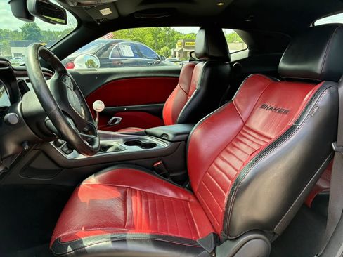 Used 2015 Dodge Challenger R/T Scat Pack RWD image 6