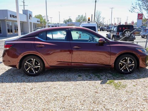 Used 2024 Nissan Sentra SV w/ All-Weather Package image 4
