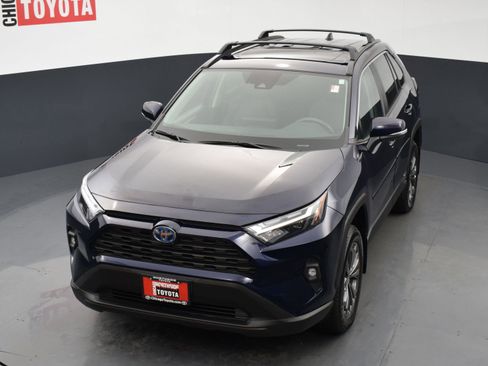 Used 2023 Toyota RAV4 XLE Premium AWD/4WD image 26