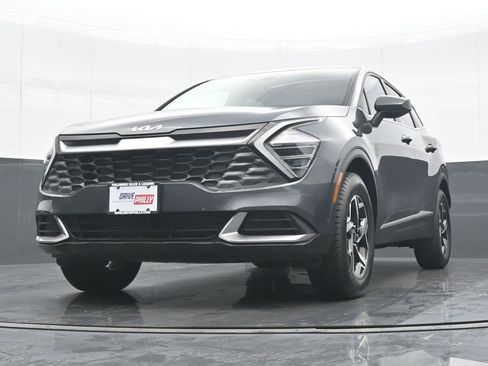 Used 2024 Kia Sportage LX image 25