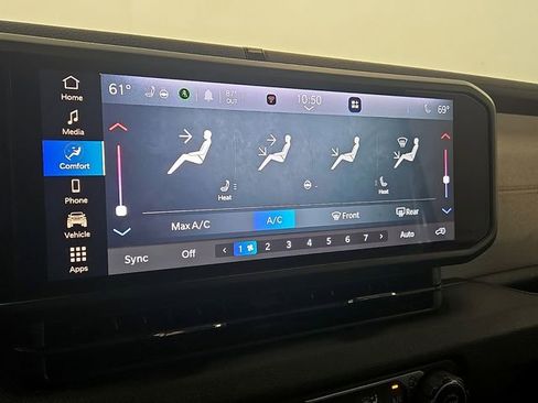 Used 2024 Jeep Wrangler Sport S image 16