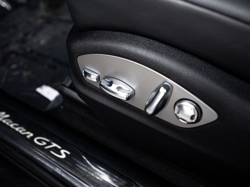 New 2026 Porsche Macan GTS image 22