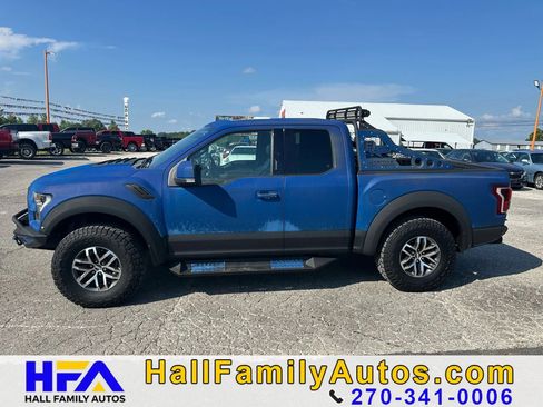 Used 2017 Ford F150 Raptor w/ Equipment Group 802A Luxury image 8