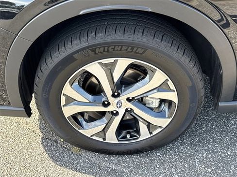 Used 2022 Subaru Outback Touring XT image 12