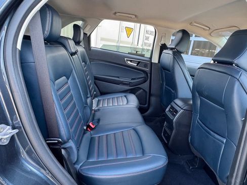 Used 2024 Ford Edge SEL w/ Sport Appearance Package image 28