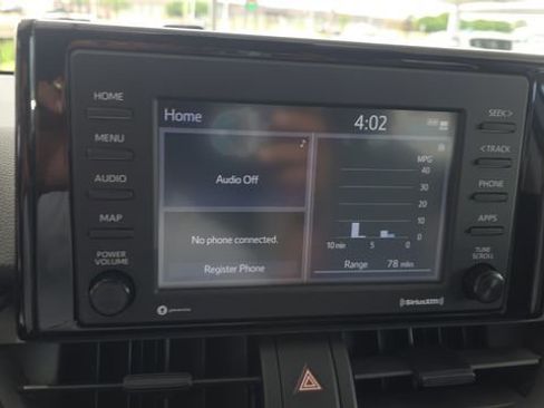 Used 2021 Toyota RAV4 XLE w/ Convenience Package FWD image 20