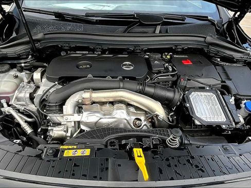 Used 2026 Mercedes-Benz GLA 250 image 16