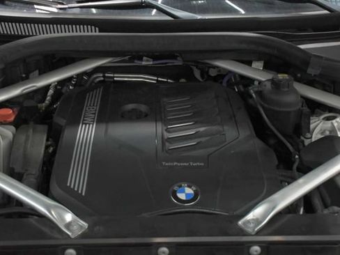 Used 2021 BMW X6 sDrive40i w/ M Sport Package RWD image 39