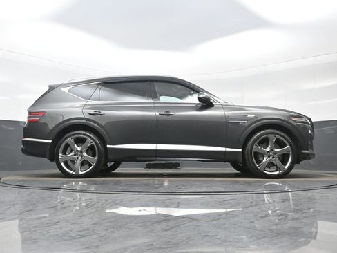 Certified 2024 Genesis GV80 2.5T w/ Prestige Package image 32