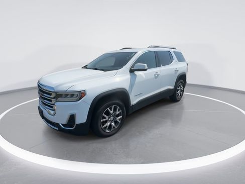 Used 2020 GMC Acadia SLT AWD/4WD image 4