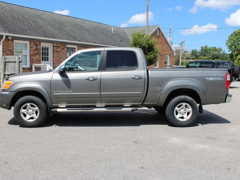 Used 2004 Toyota Tundra SR5 image 3