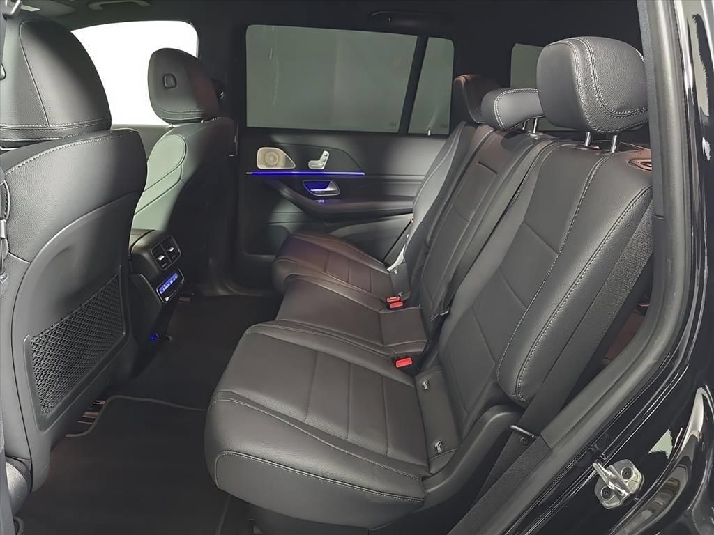 Used 2025 Mercedes-Benz GLS 450 4MATIC image 15