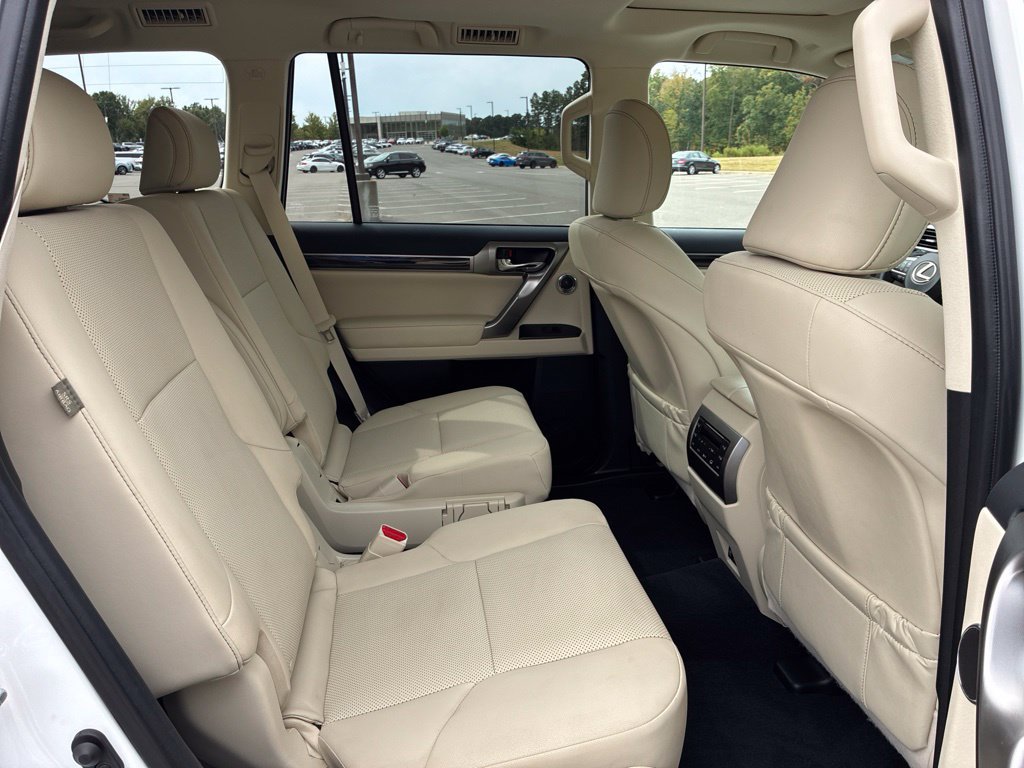 Certified 2023 Lexus GX 460 Premium w/ Accessory Package AWD/4WD image 20