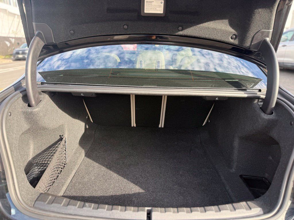 Used 2023 BMW 330i Sedan RWD image 19