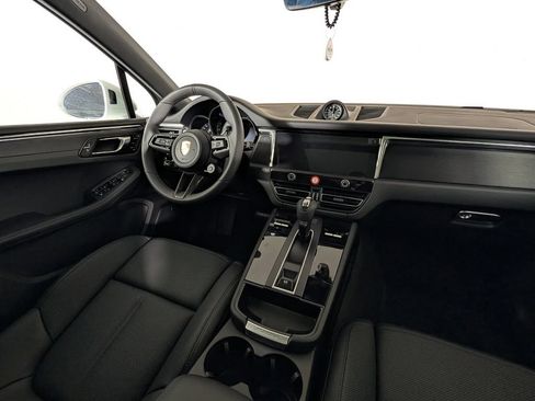 New 2026 Porsche Macan GTS AWD/4WD image 22